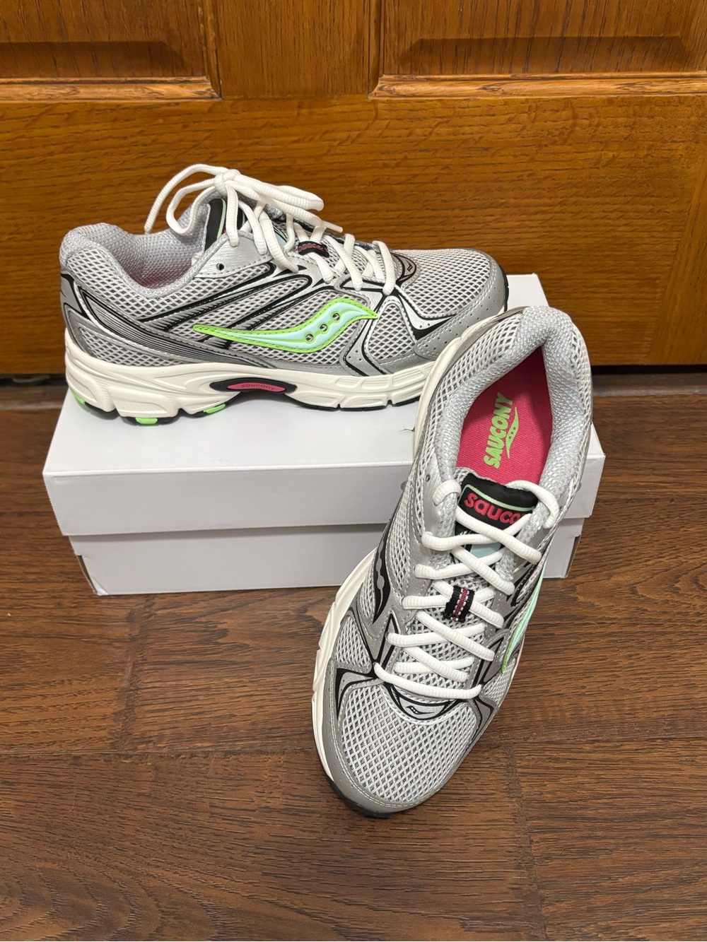 Saucony Ride Millennium Silver Mantis Mist Pink Running Shoes Women's 8.5 NIB
